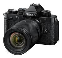 Nikon Z f + Z 24-105mm f/4-7.1  �ierny