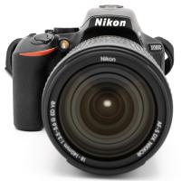 Nikon D5600 +AF-S DX Nikkor 18-140mm f/3.5-5.6G ED VR, Pou�it� tovar