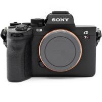 Sony Alpha a7R V, Telo, Pou�it� tovar